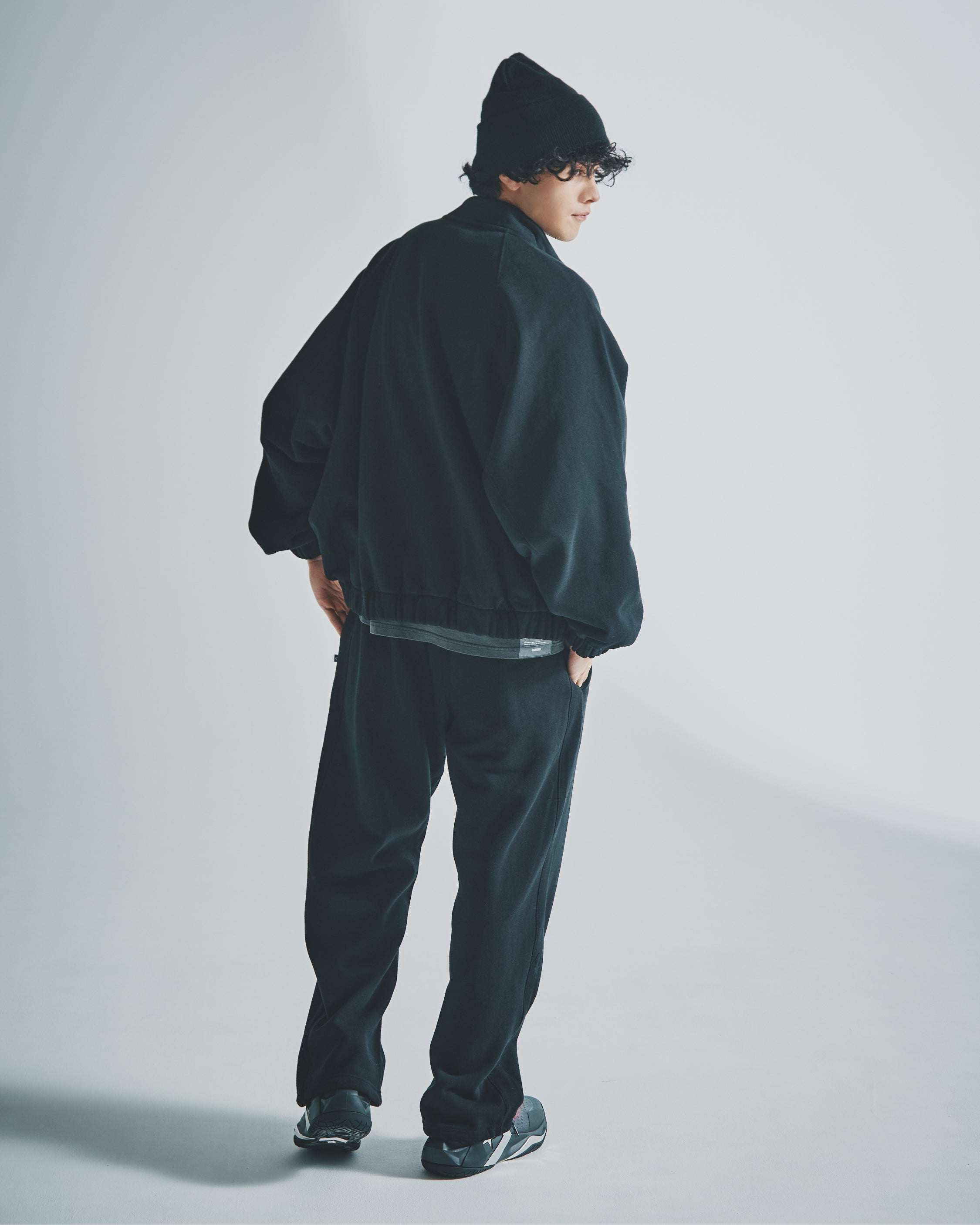 CV UA SWEAT JACKET U (BLACK) – UNAVERAGE LABEL