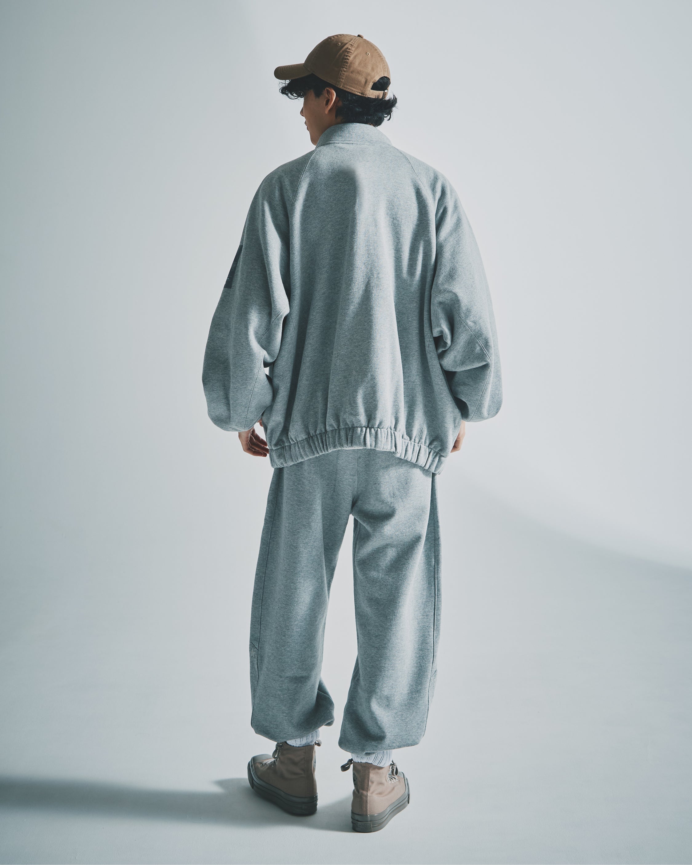 本日限定値下⭐︎anuke　Crewneck Botton Vest グレー CV UA SWEAT JACKET U (GRAY) – UNAVERAGE LABEL